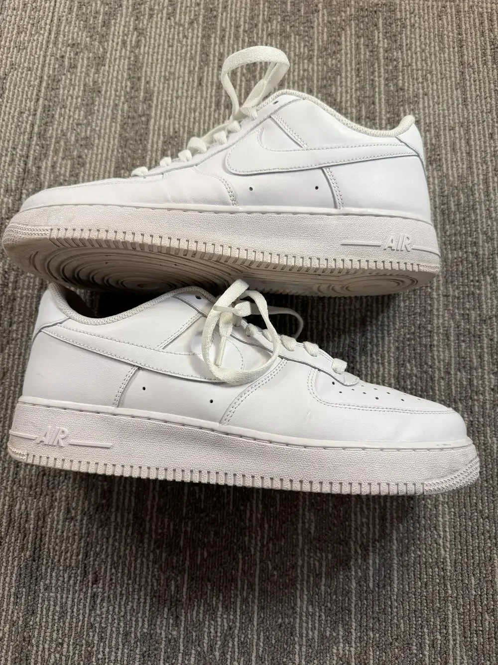Nike Air Force 1 '07 Shoes Mens Size 10 White Triple White Low AF1 CW2288-111